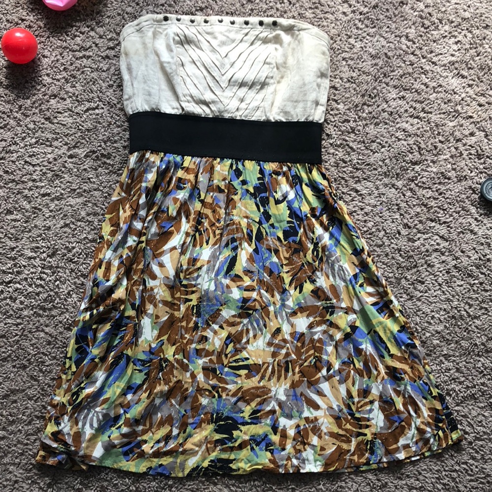 Strapless dress